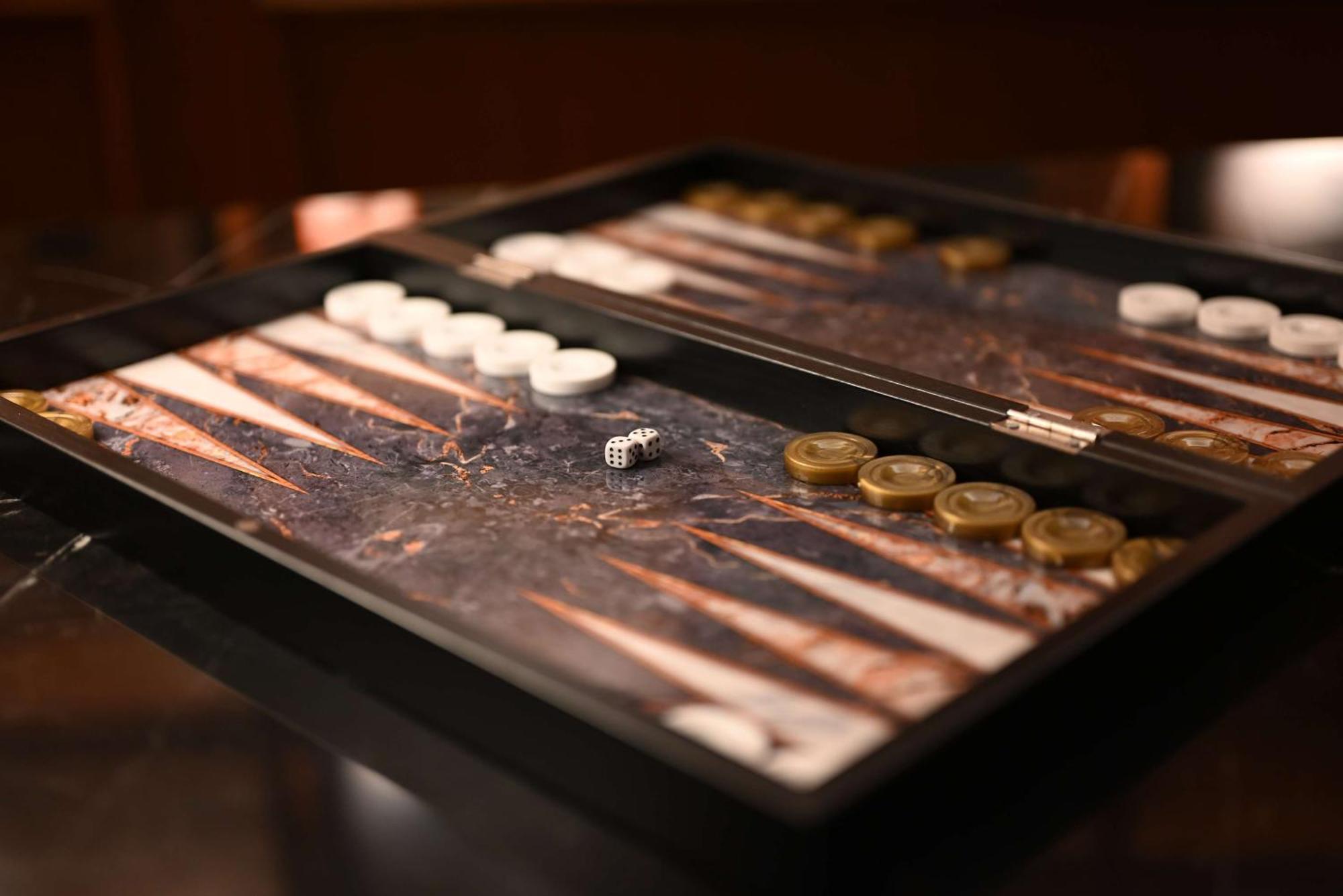 Mansard Riyadh, A Radisson Collection Hotel Exterior foto A backgammon board