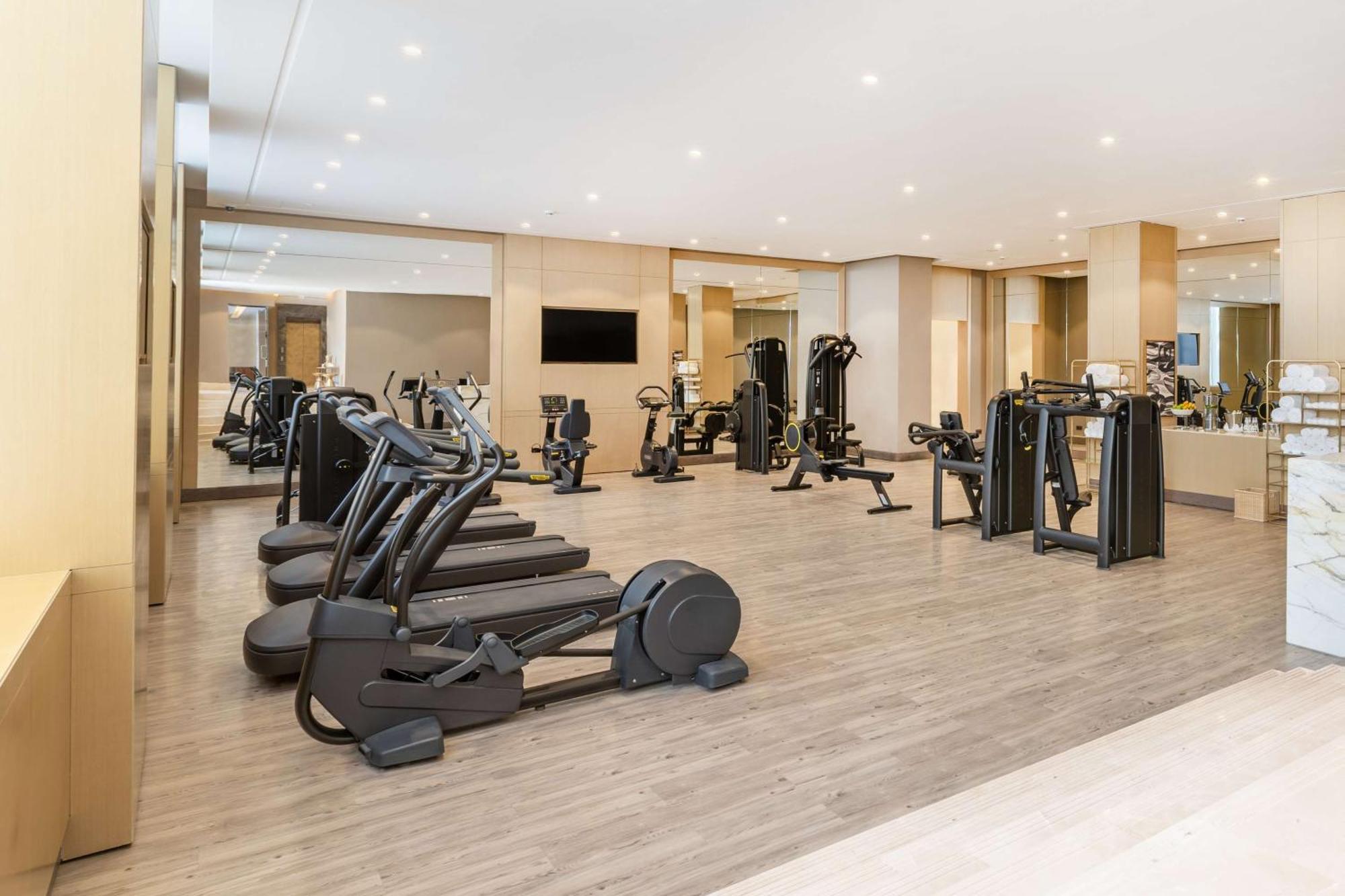 Mansard Riyadh, A Radisson Collection Hotel Exterior foto The gym at the hotel